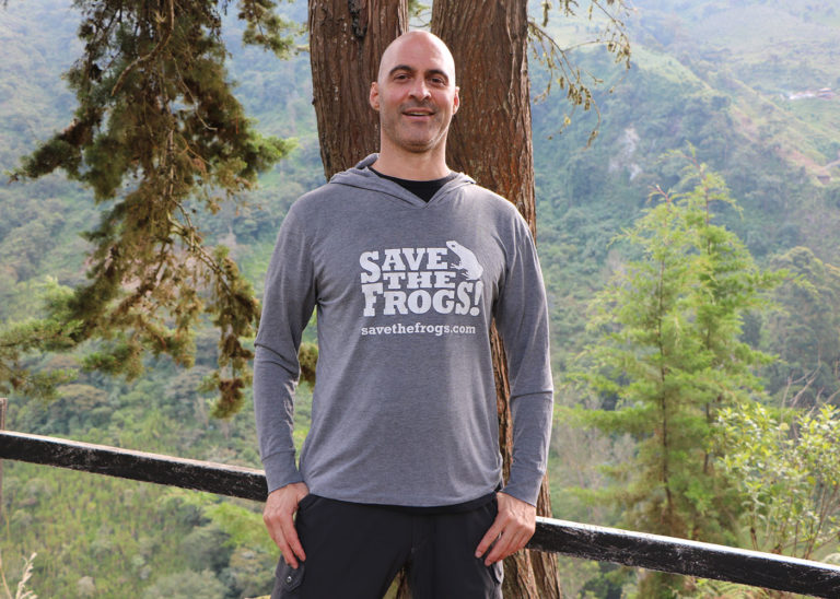 2021 Colombia Combeima Mirador Kerry Kriger Environmental Revolution Frog Shirt