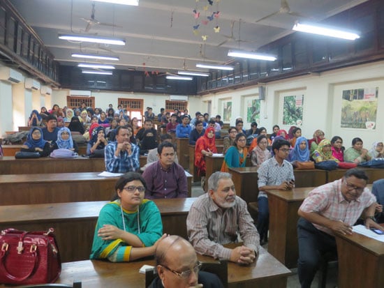 Partecipanti dell&#39;Università di Dhaka