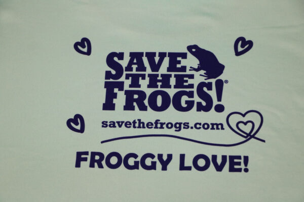 Froggy Love Shirt 14 1