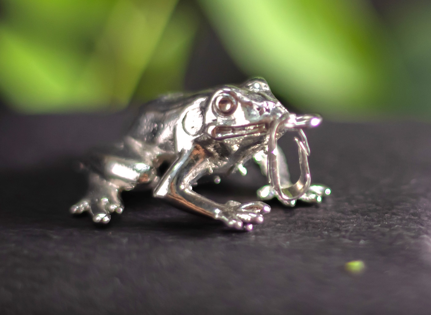 Frog Pendant - Perhiasan India Ramping
