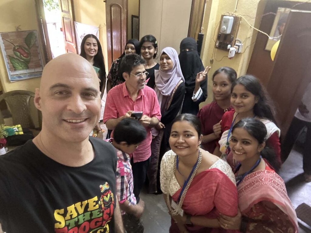 India Kolkata Rahara Nibedita Art Centre Save The Frogs Day 2025 05 04 050