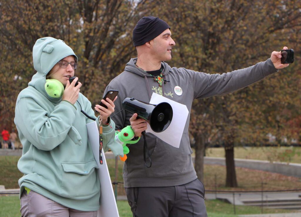 Pawai Sejuta Katak Washington DC 2025 11 15 CanonT6S 1400 04