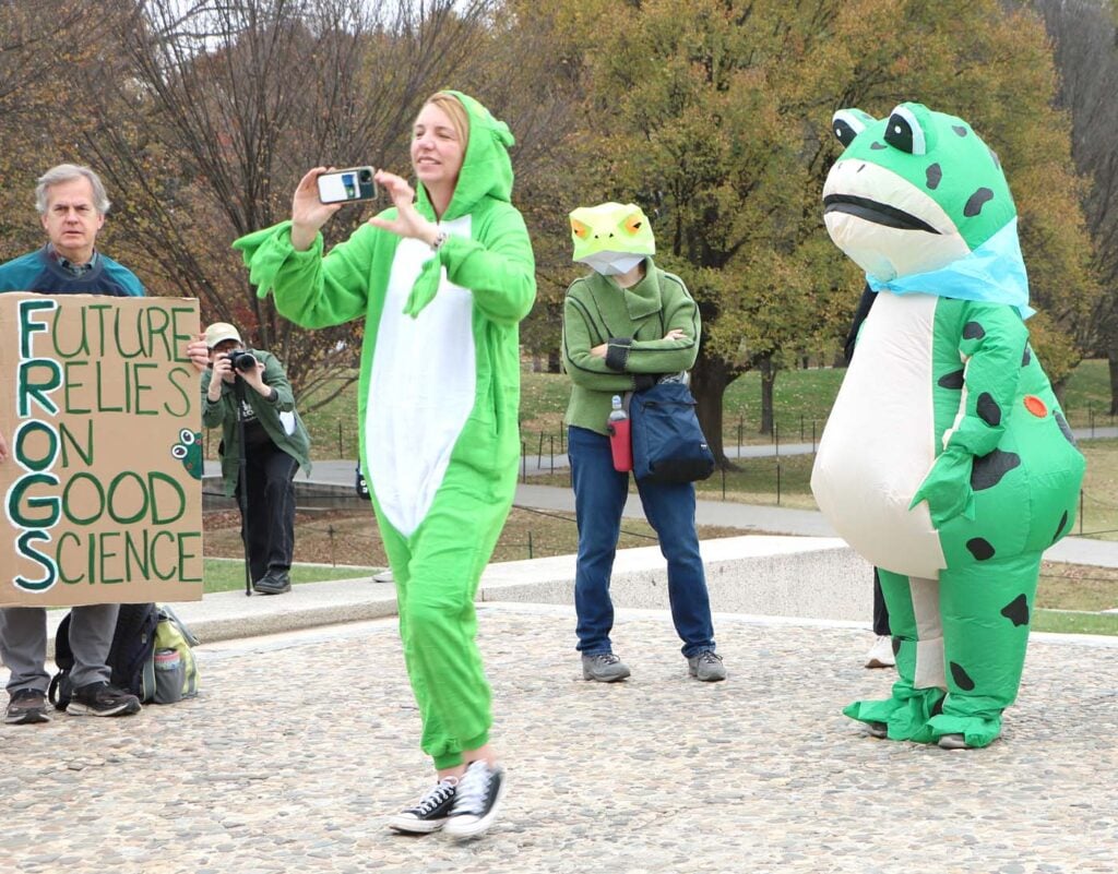 Pawai Sejuta Katak Washington DC 2025 11 15 CanonT6S 1400 57