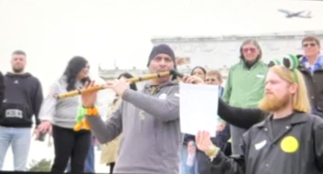 Star Spangled Banner Kerry Kriger Bansuri 2025-11-15 Juta Katak Maret